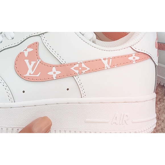 Custom Nike Air Force 1 - Picture 2 of 5